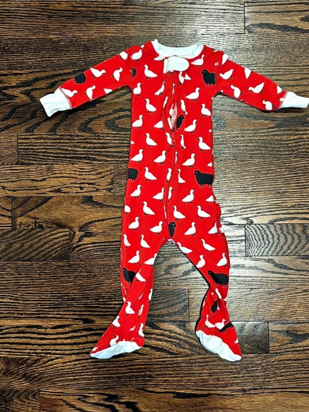 TBBC 3-6m onesie sleeper with footies; classic sheep and duck print